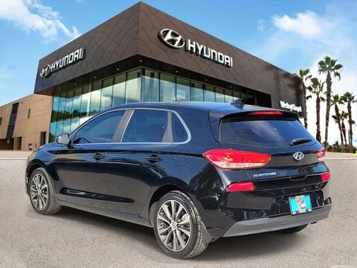 2019 Hyundai Elantra GT Base