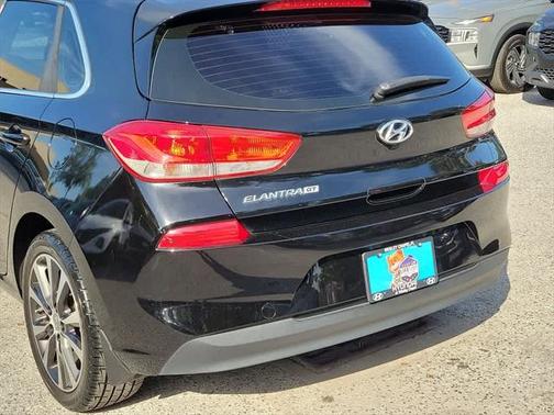 2019 Hyundai Elantra GT Base