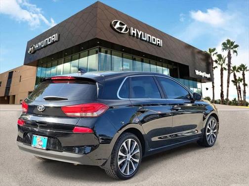 2019 Hyundai Elantra GT Base