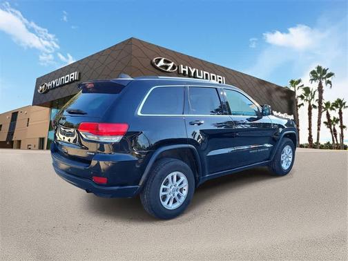 2019 Jeep Grand Cherokee Laredo