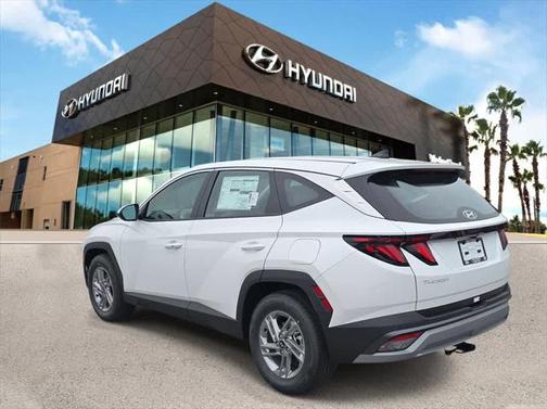 2025 Hyundai TUCSON SE