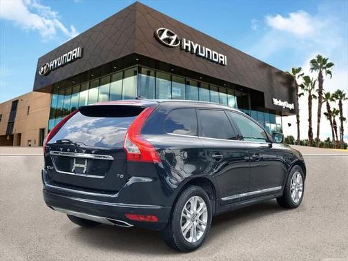 2015 Volvo XC60 T5 Premier Plus