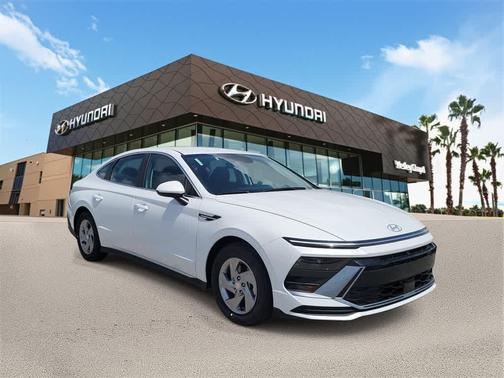 2025 Hyundai SONATA SE