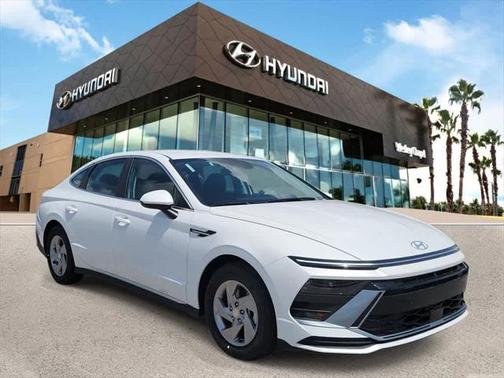 2025 Hyundai SONATA SE