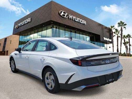 2025 Hyundai SONATA SE
