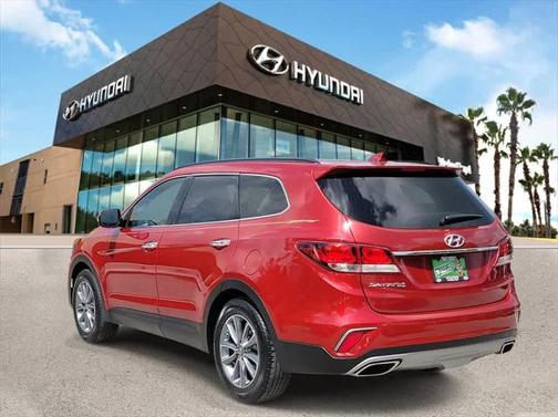 2017 Hyundai SANTA FE SE