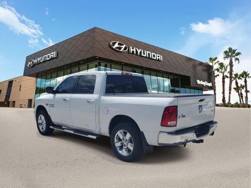 Bright White Clearcoat 2016 RAM 1500 Big Horn