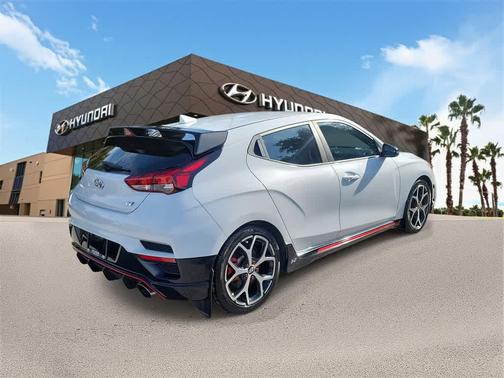 2019 Hyundai Veloster Base