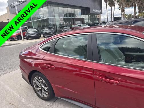 2023 Hyundai SONATA SEL