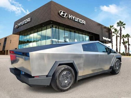 2024 Tesla Cybertruck AWD