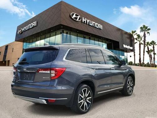 2020 Honda Pilot Touring 8-Passenger