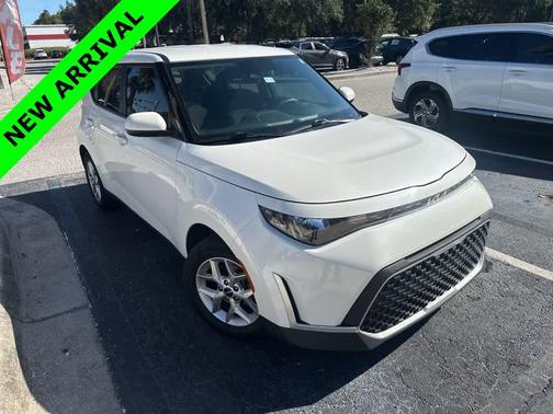 2023 Kia Soul LX