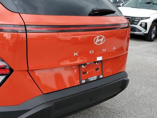 2025 Hyundai KONA SEL Convenience