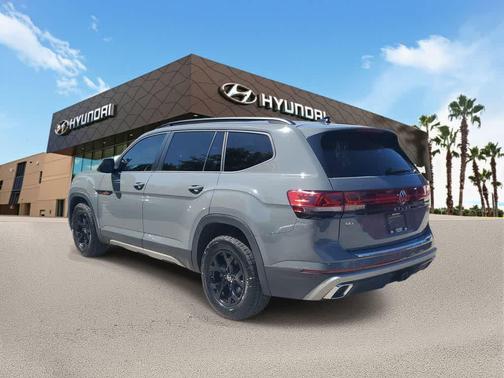 2024 Volkswagen Atlas 2.0T SEL