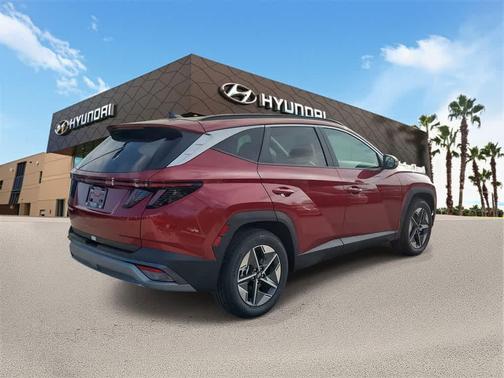 2026 Hyundai TUCSON SEL Premium