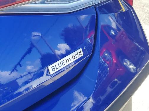 2024 Hyundai ELANTRA HEV Blue