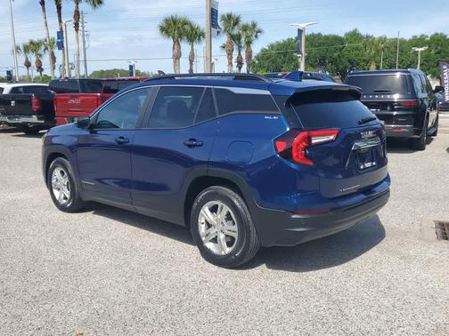 Marine Metallic 2022 GMC Terrain SLE