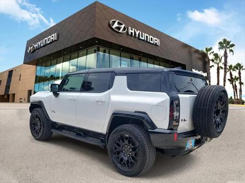 2024 GMC HUMMER EV SUV 2X