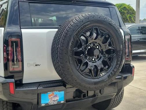 2024 GMC HUMMER EV SUV 2X