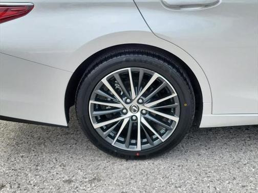 2022 Lexus ES 350 Base
