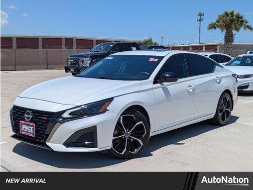 2024 Nissan Altima SR FWD