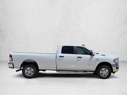2023 RAM 2500 Big Horn Crew Cab 4x4 8' Box