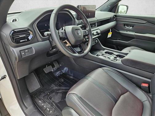 Platinum White Pearl 2026 Honda Pilot Black Edition