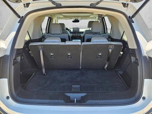 Platinum White Pearl 2025 Honda Pilot Elite