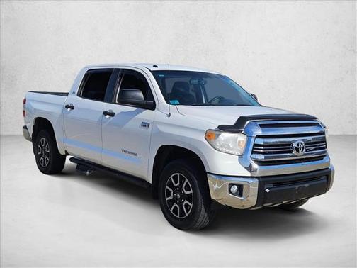 2017 Toyota Tundra SR5