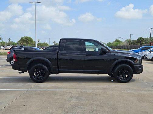 Diamond Black Crystal Pearlcoat 2024 RAM 1500 Classic Warlock Crew Cab 4x2 5'7' Box