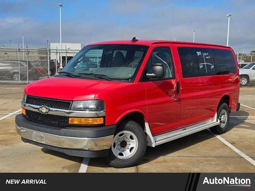 2017 Chevrolet Express 2500 LT