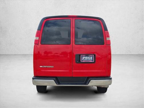 2017 Chevrolet Express 2500 LT