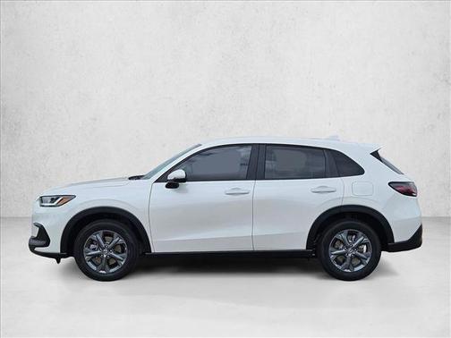 Platinum White Pearl 2026 Honda HR-V LX
