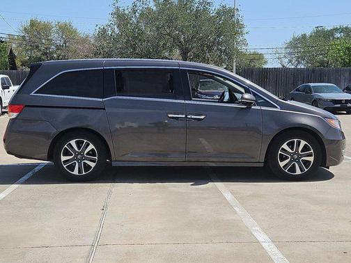 2015 Honda Odyssey Touring Elite