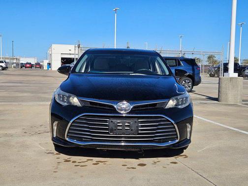 2016 Toyota Avalon XLE
