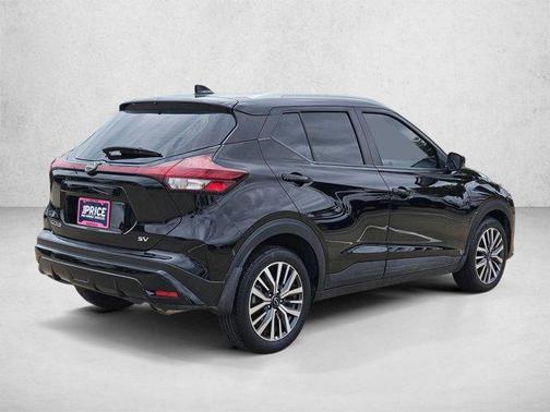 Super Black 2024 Nissan Kicks SV
