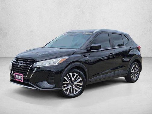 Super Black 2024 Nissan Kicks SV