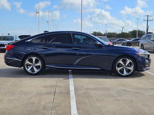 2018 Honda Accord Touring