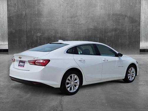 2022 Chevrolet Malibu FWD LT