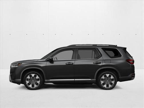 Crystal Black Pearl 2026 Honda Pilot Touring 8-Passenger