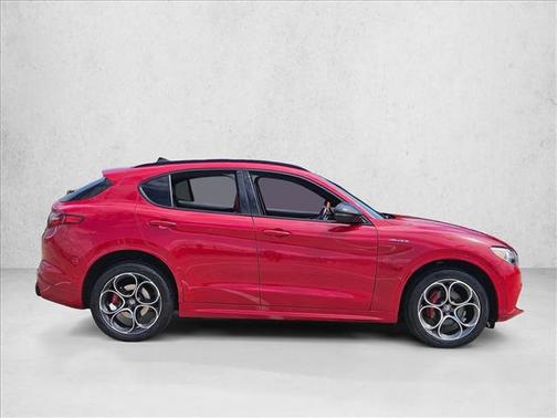2022 Alfa Romeo Stelvio Ti