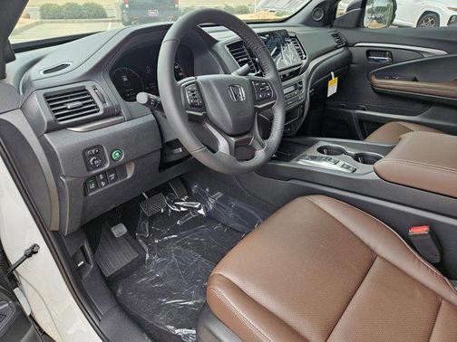 Platinum White Pearl 2026 Honda Ridgeline RTL