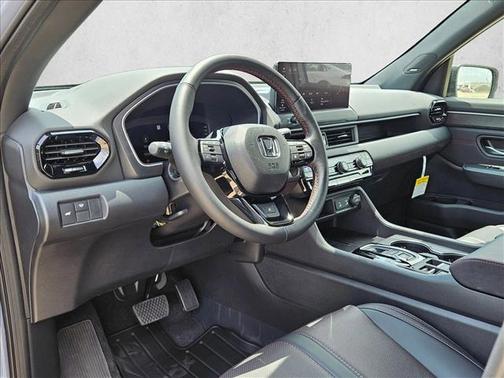 Sonic Gray Pearl 2026 Honda Pilot Black Edition