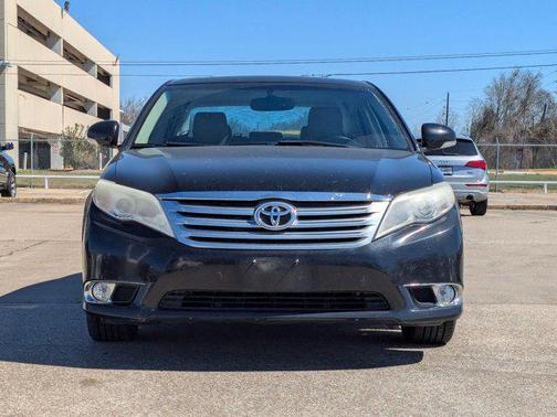 2011 Toyota Avalon Base