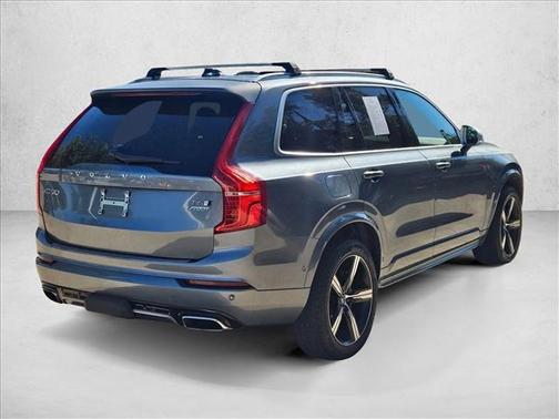 2019 Volvo XC90 T6 R-Design
