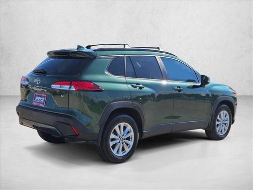 2024 Toyota Corolla Cross LE