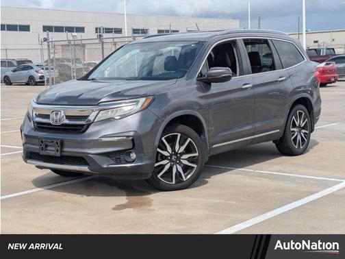 2019 Honda Pilot Touring 8-Passenger