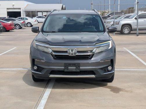 2019 Honda Pilot Touring 8-Passenger