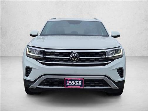 Pyrite Silver Metallic 2022 Volkswagen Atlas Cross Sport 3.6L V6 SE w/Technology