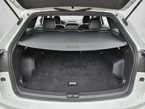 Pyrite Silver Metallic 2022 Volkswagen Atlas Cross Sport 3.6L V6 SE w/Technology